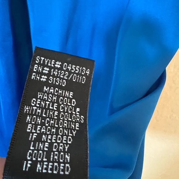 Electric blue blouse- ABStudio size S. Sleeveless, fits long. - Picture 3 of 4